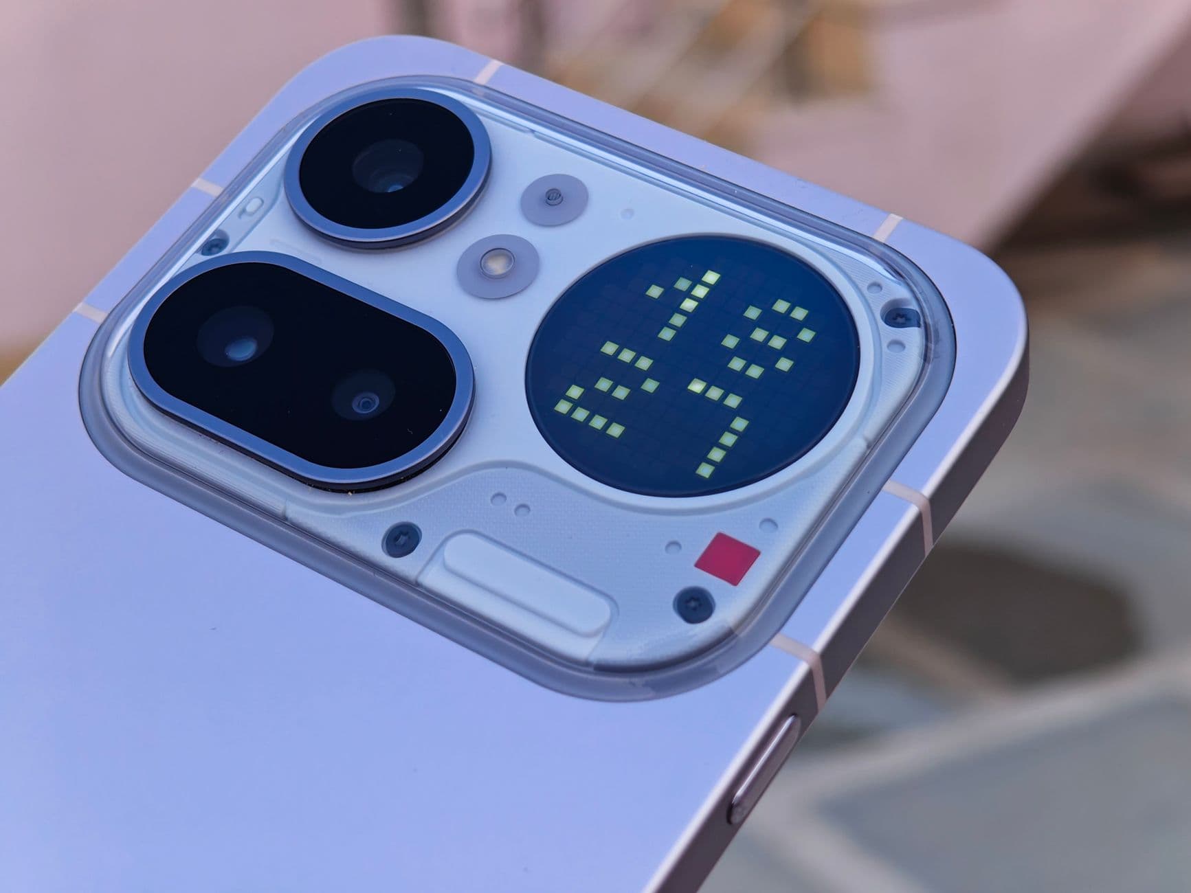 SpaceX、xAI搭載AIスマートフォンの試作機を投資家に公開