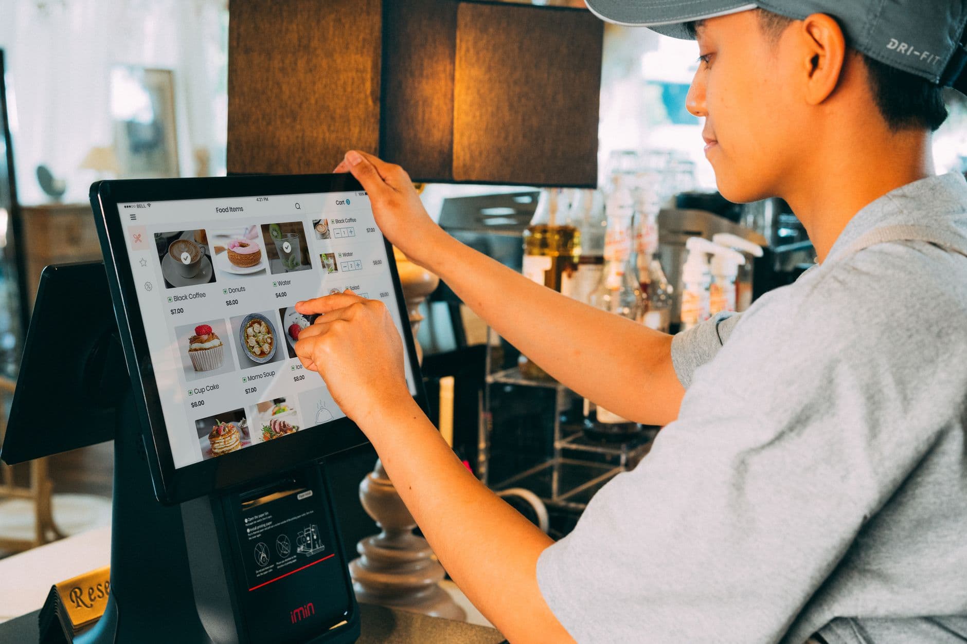 SquareがChatGPTとClaudeで飲食店注文に対応