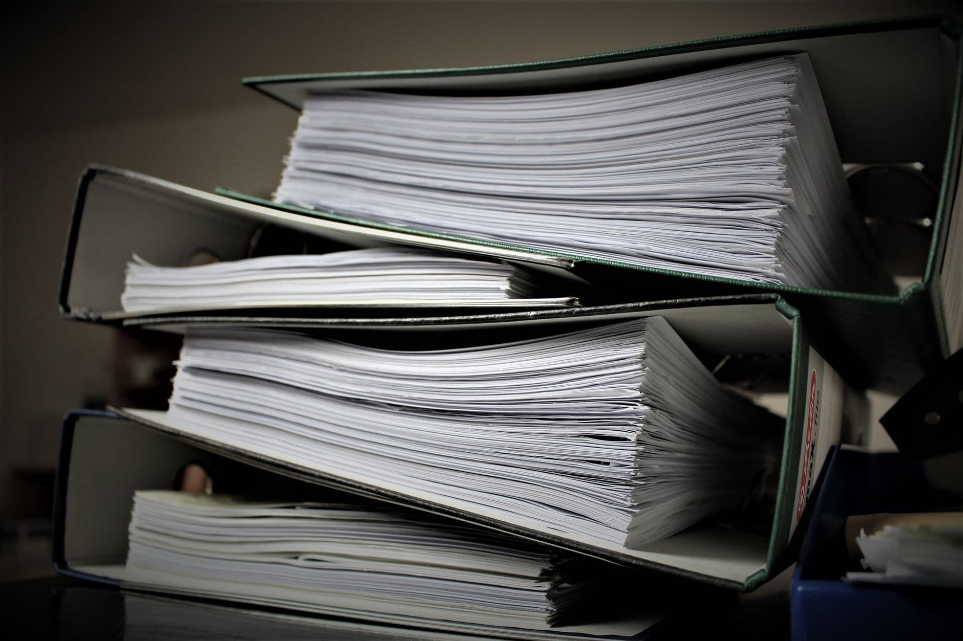 経済学者のAIリスク書簡、企業が取るべき対応