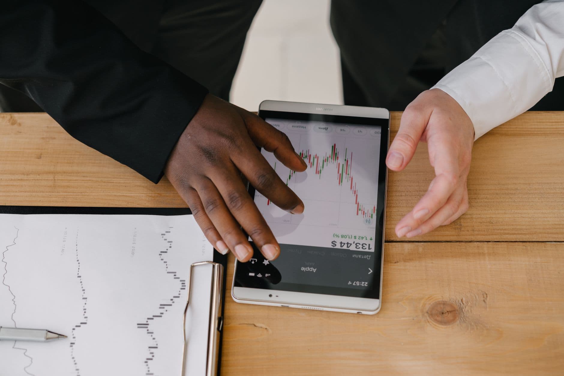 Bringing Accountability to AI Agents Through Integration of DMN and LLM